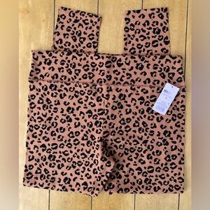 NWT Juniors Size XL Wild Fable Leopard Print High-Rise Leggings